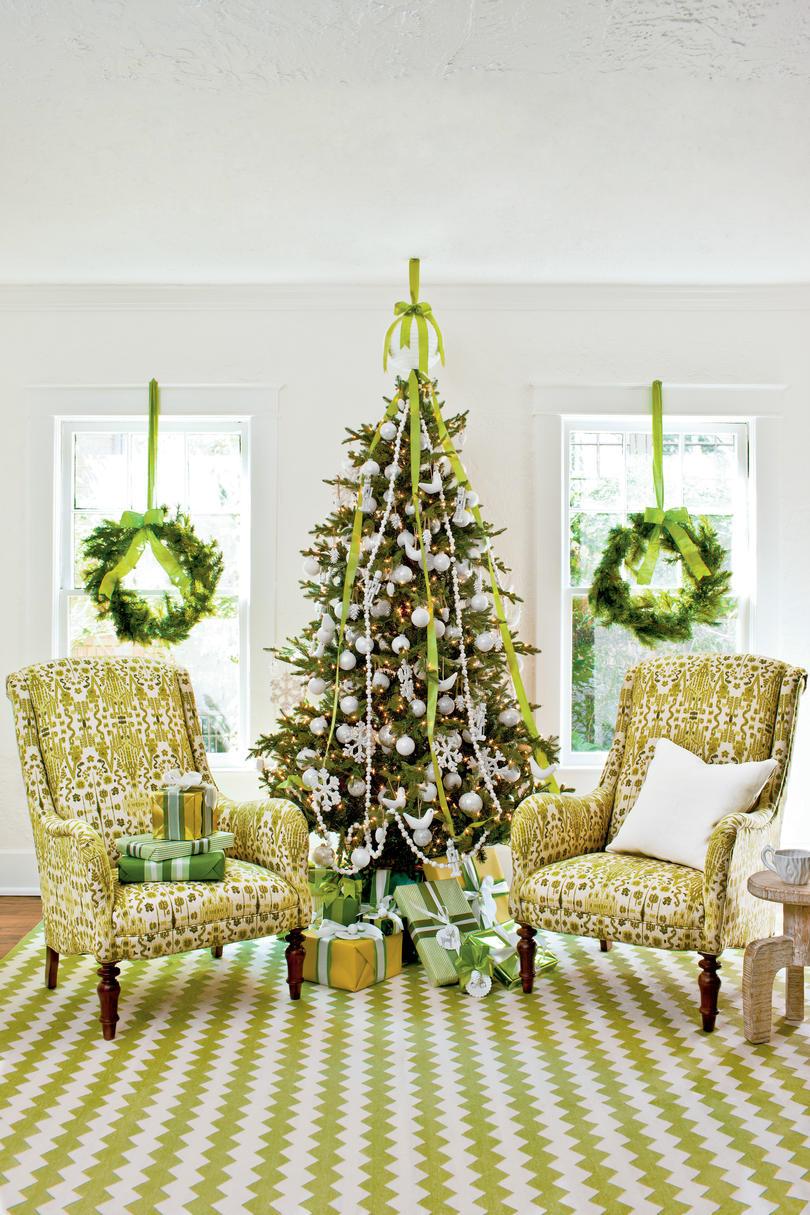 Fresco Green Christmas Tree Decorations