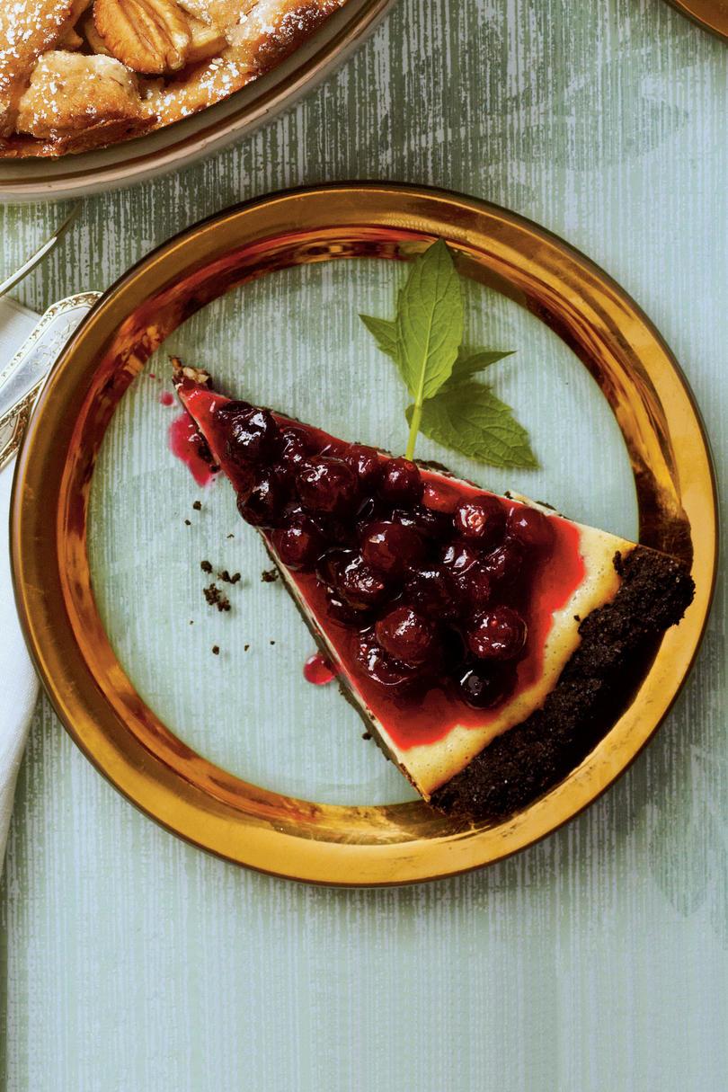 أبيض Chocolate-Cranberry Cheesecake