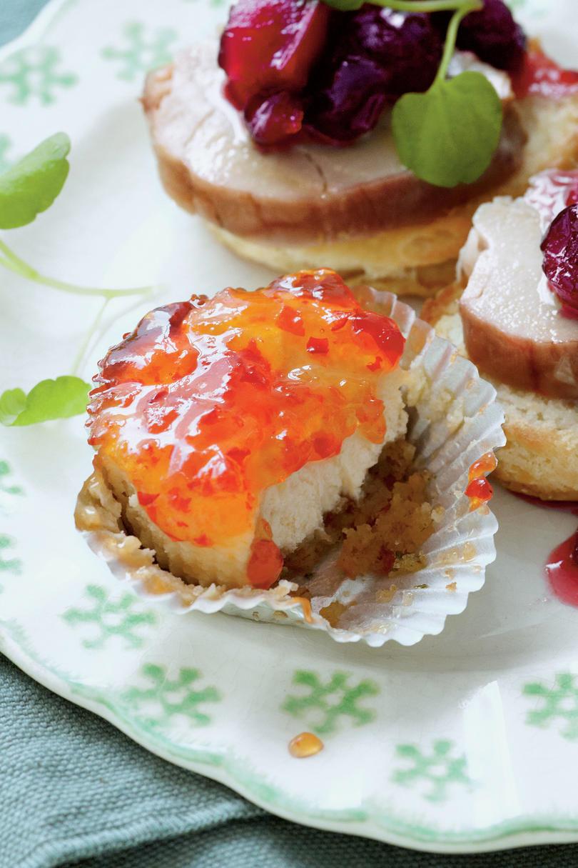 Pimienta Jelly-Goat Cheese Cakes