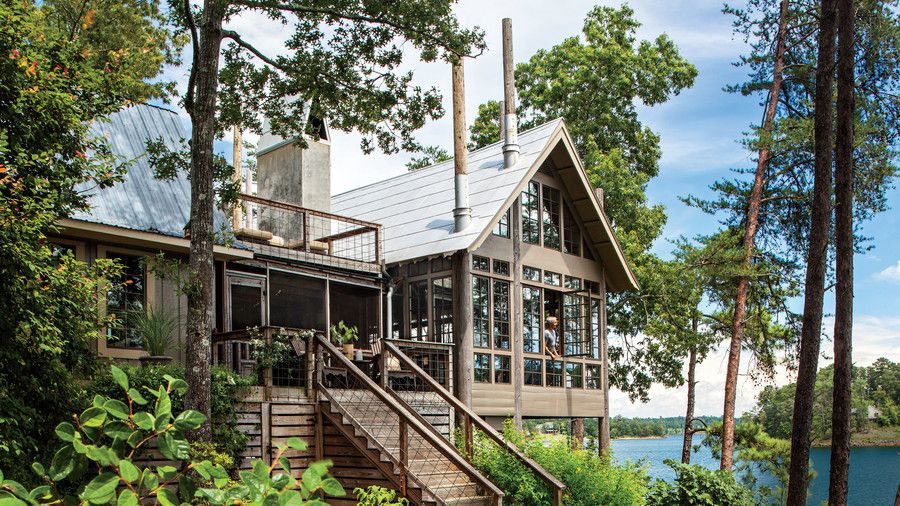 Alabama Lake House in the Trees