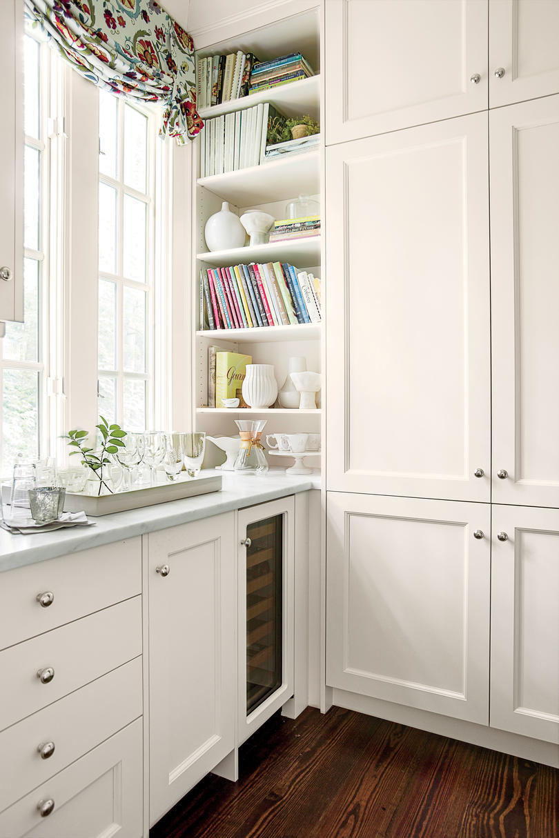 Eterno Shaker-Style Cabinets