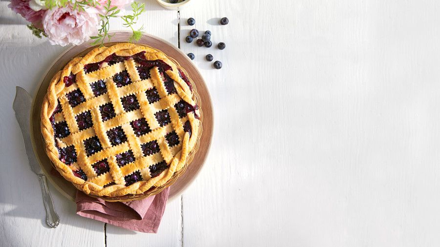 Honning-Balsamic Blueberry Pie