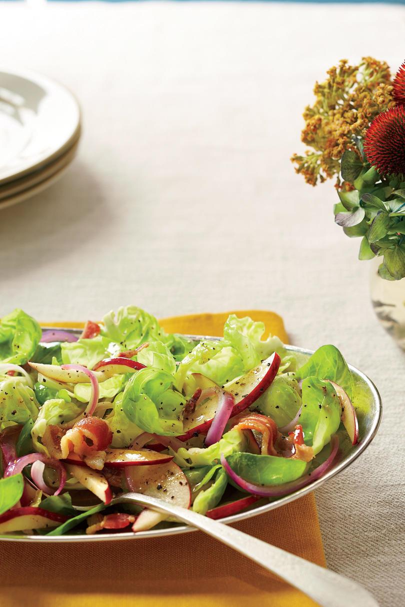 بروكسل Sprouts Salad with Hot Bacon Dressing Recipe