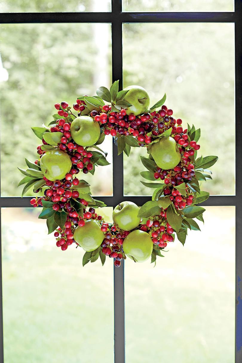 Traditionel Christmas Wreath 