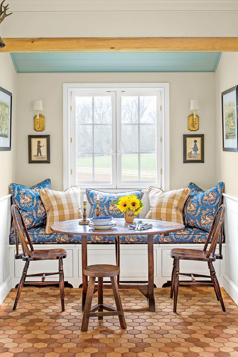 Azul and Yellow Kitchen Dining Nook