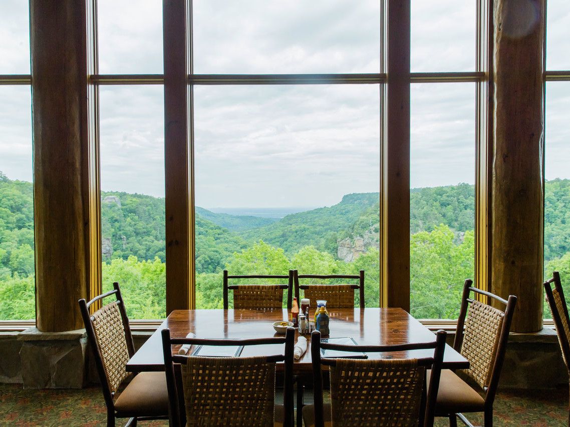 Mather Lodge Restaurant in Petit Jean State Park