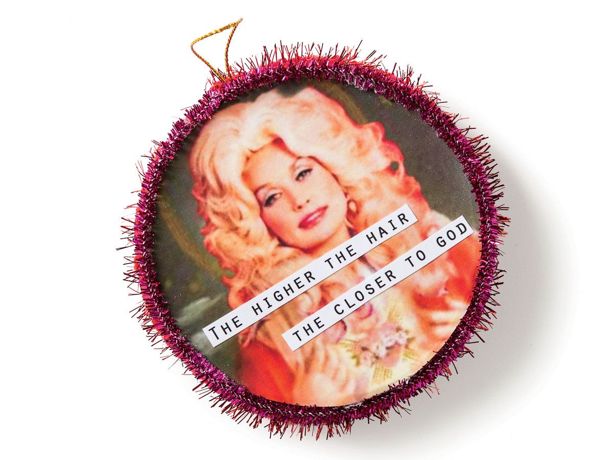 لي Smith's Dolly Parton Ornament