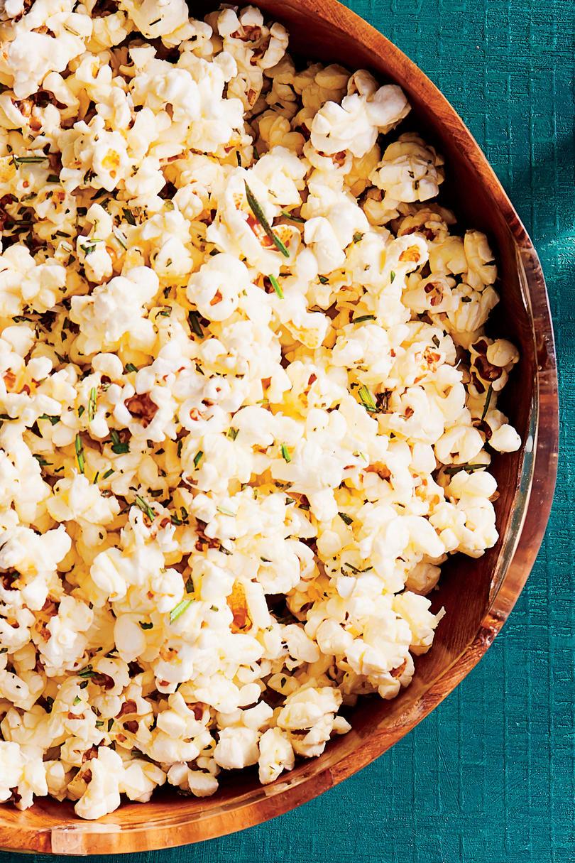 زيتون Oil Popcorn with Garlic and Rosemary