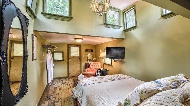 Syd Living New Braunfels Train Depot House Caboose Bedroom 2 Interior 