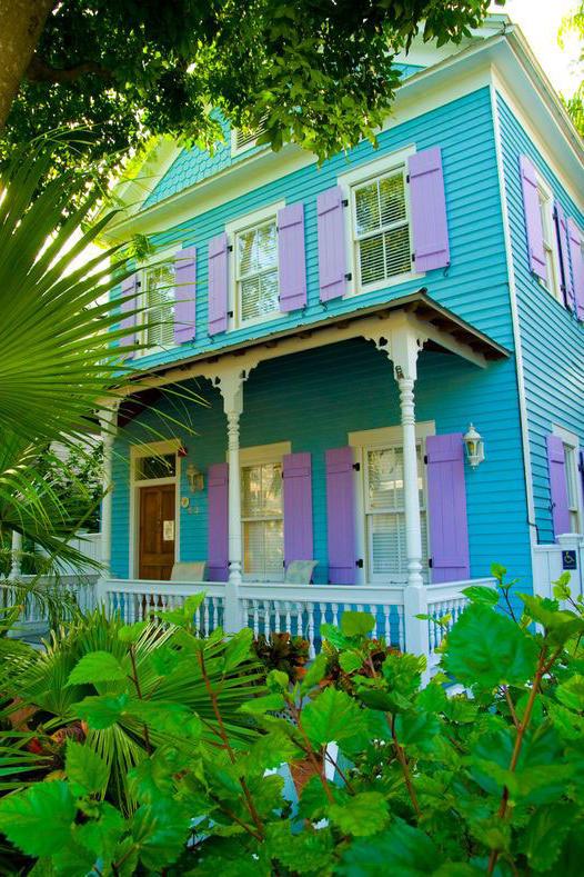 Tyrkysový and Purple House Key West