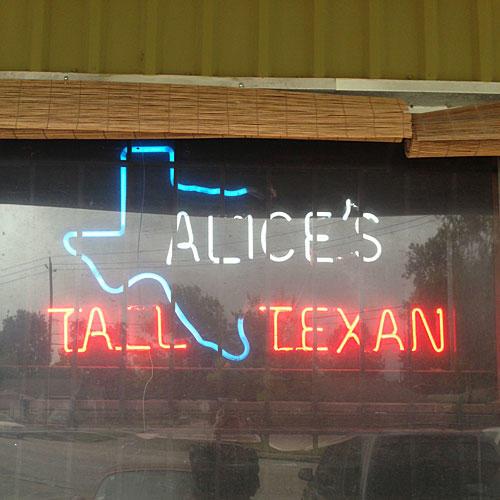 Alice je Tall Texan Drive-Inn, Houston, Texas 