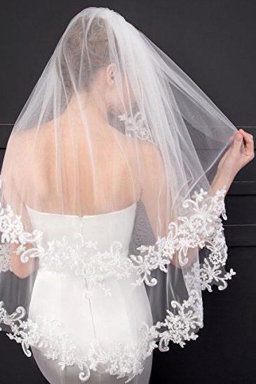 brude Veil With Comb