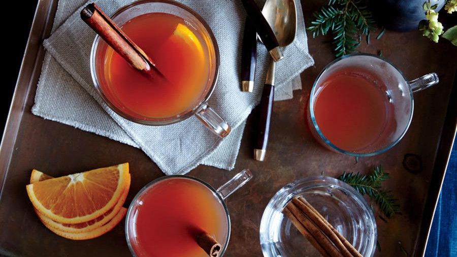  Apple-Cranberry Holiday Wassail