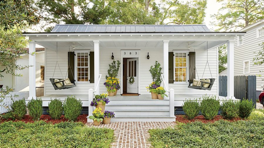 Blanco Cottage Porch with Swings