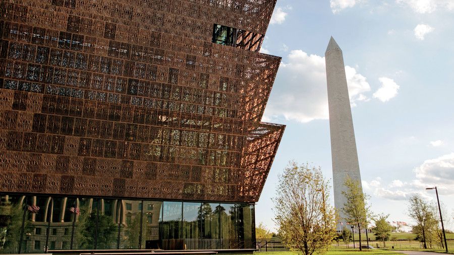 Най- Smithsonian Museum of African-American History and Culture