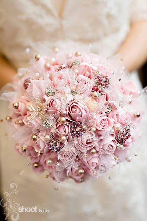 زهري Rose Pearl Bouquet