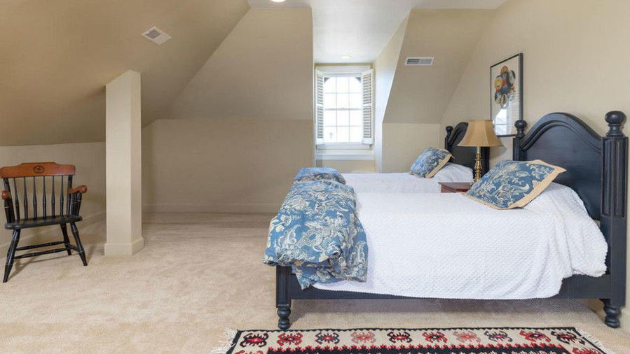 استعماري Brick Home Charleston Third-Floor Bedroom