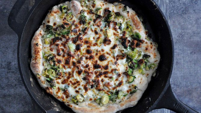 Brusel Sprouts Bacon Pizza