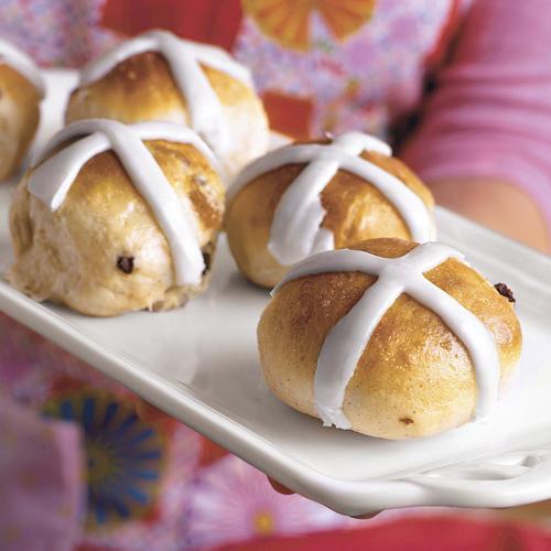 Hed Cross Buns
