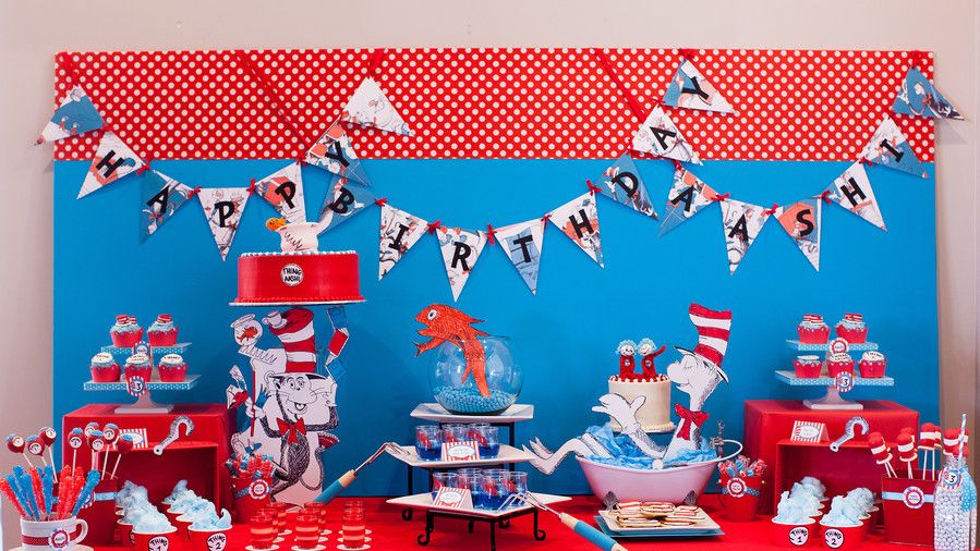 خلاق Kids’ Birthday Party Cat in the Hat 1