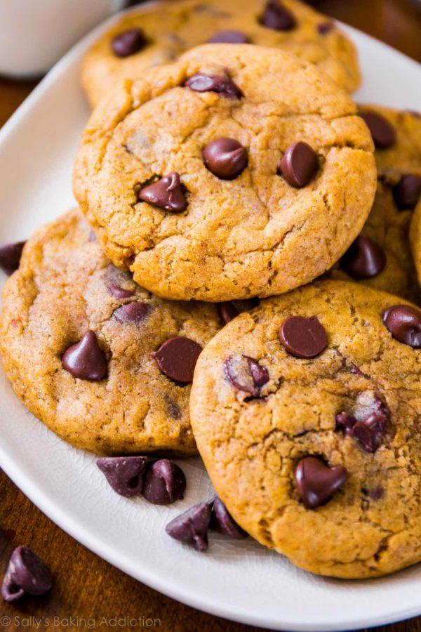 chewy Pumpkin Chocolate Chip Cookies
