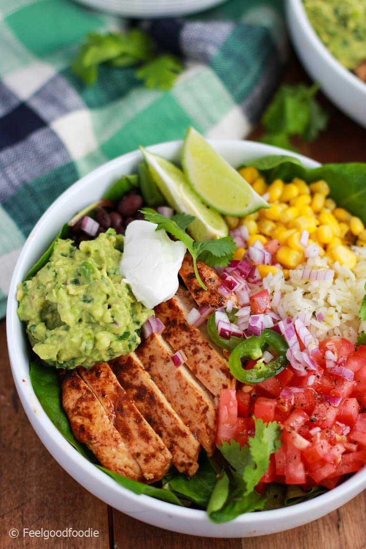 Kylling Burrito Bowl with Cilantro Lime Rice