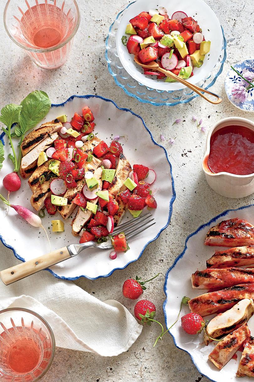 grillet Chicken Cutlets with Strawberry Salsa