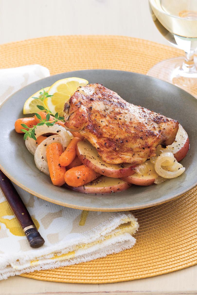 Pollo Thighs with Carrots and Potatoes