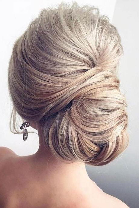 Klasický Chignon