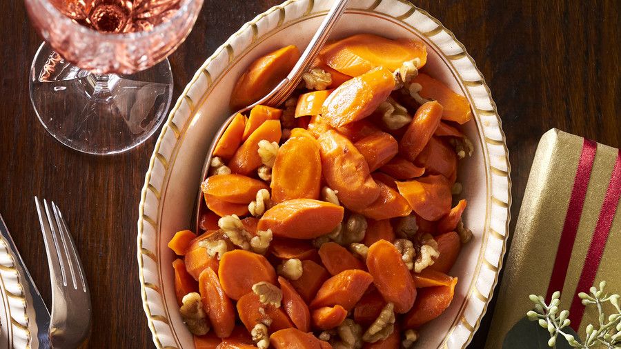 عصير التفاح-المزجج Carrots with Walnuts Recipe
