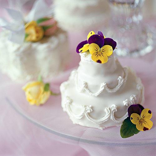 حفل زواج Bridal Shower Ideas: Precious Little Cakes
