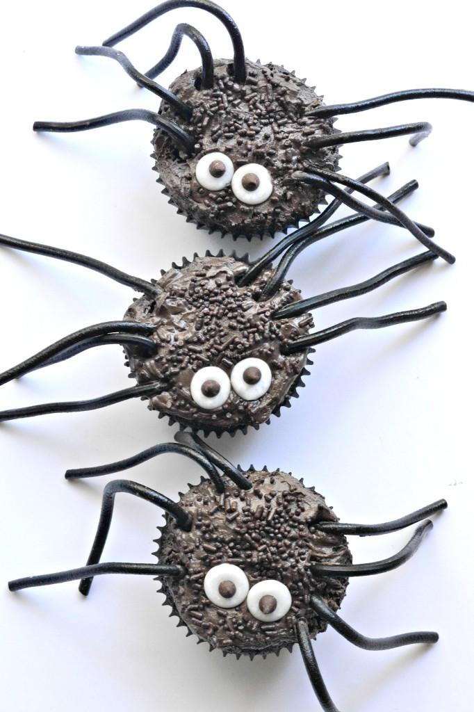 أسود Widow Spider Cupcakes