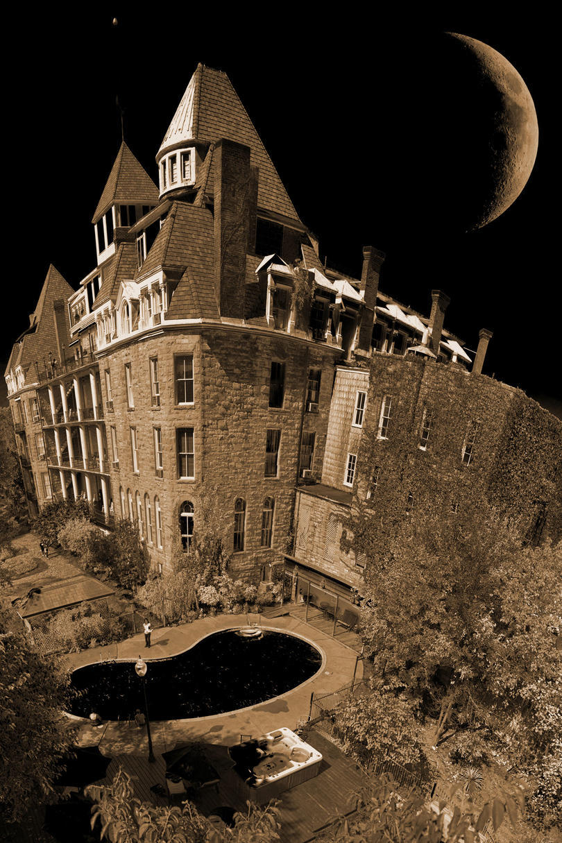 Mest Haunted Places Crescent Hotel