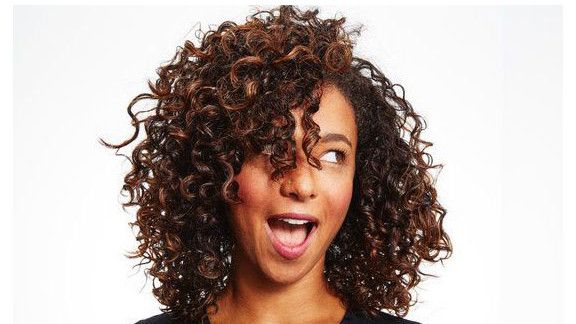 Til Curly Hair: Natural Mid-Length 