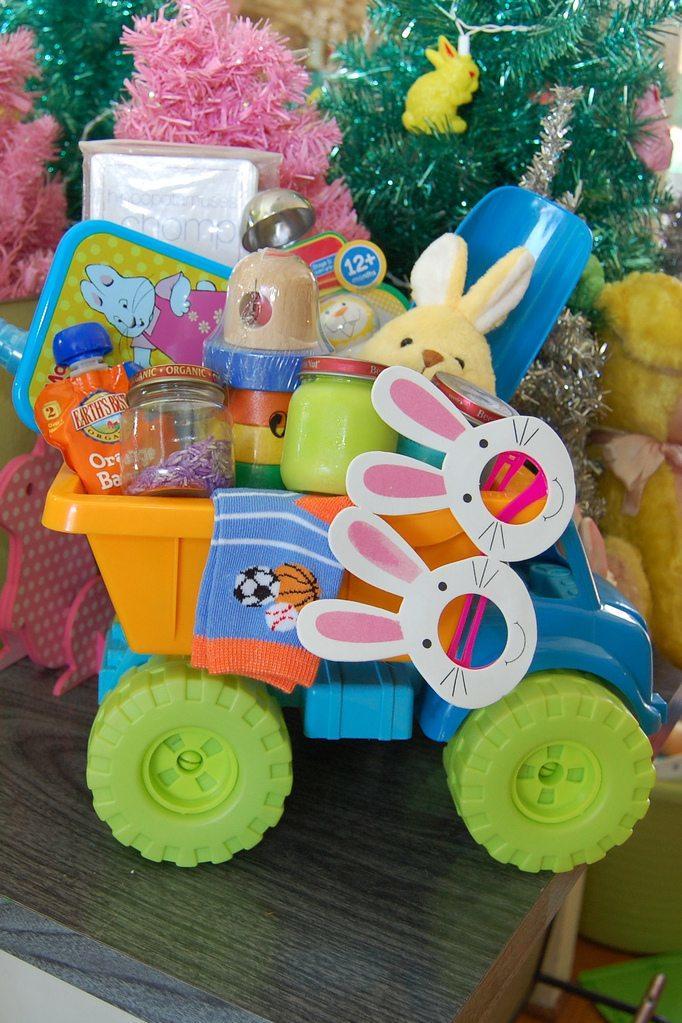 Tugurio Truck Easter Basket for Baby