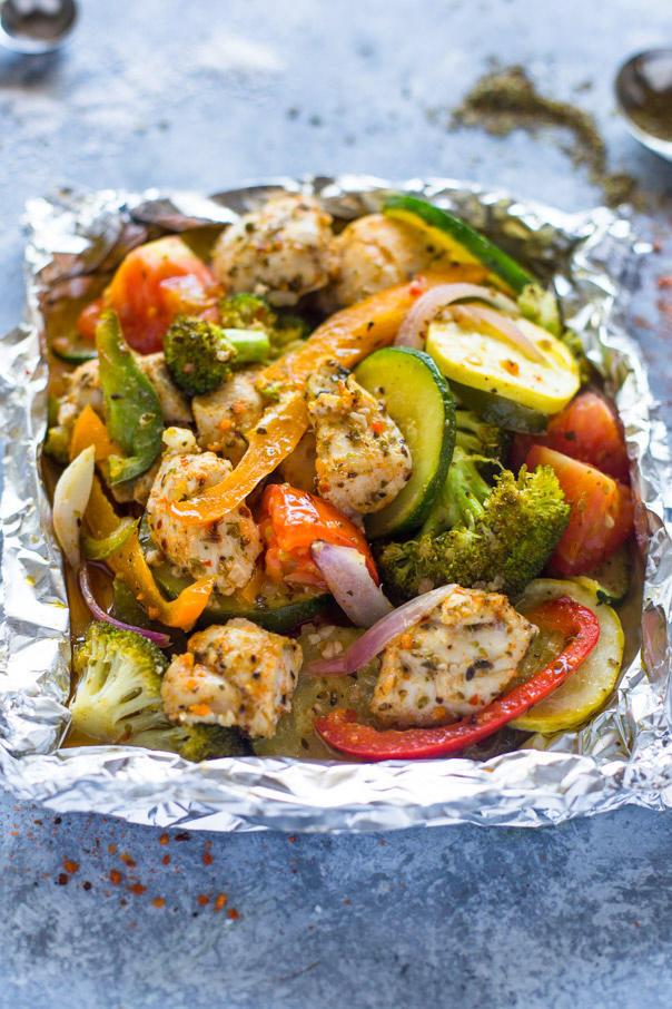 HTTP://gimmedelicious.com/2016/10/16/easy-baked-italian-chicken-and-veggie-foil-packets/