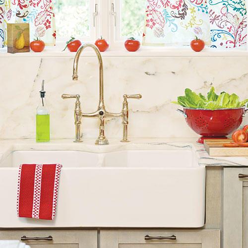 Sen Kitchen Design Ideas: Vintage-Inspired Farmhouse Sink