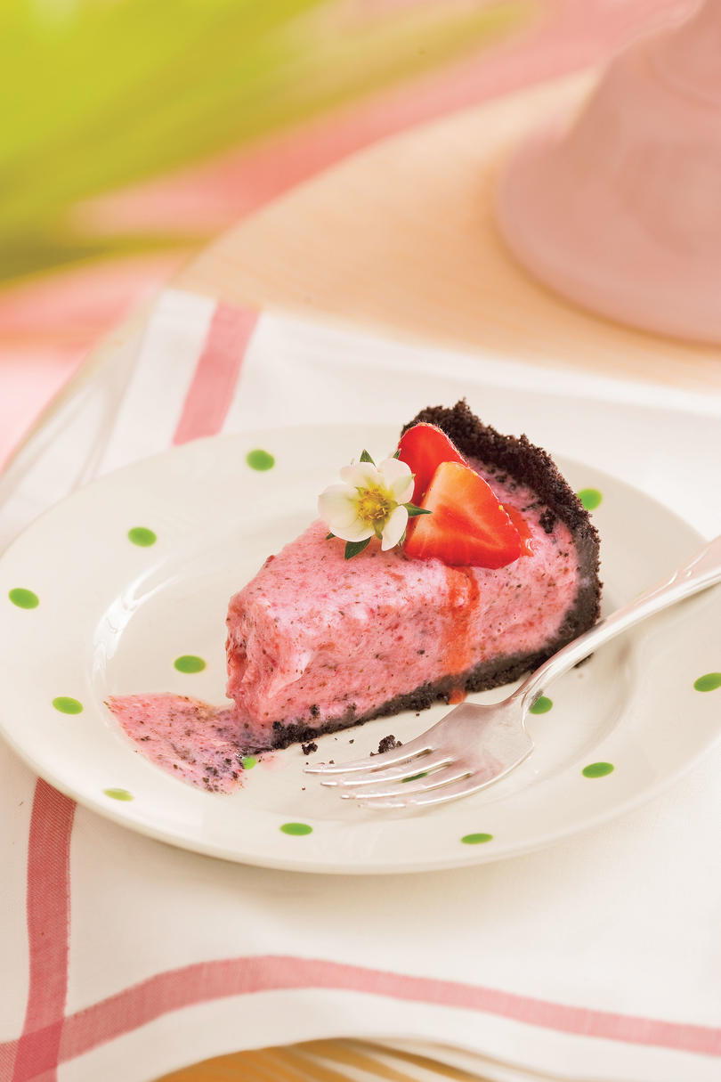 دسم Strawberry-Mint Pie