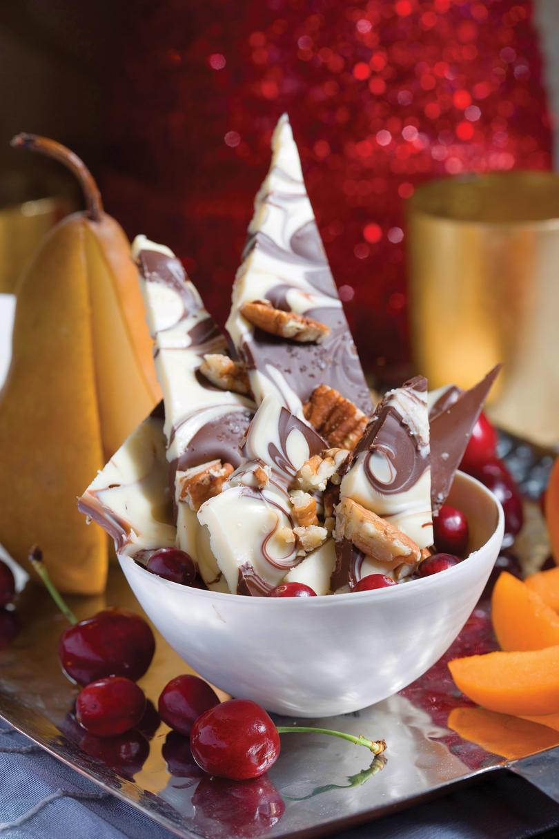 塩辛い Chocolate-Pecan Christmas Candy Recipe