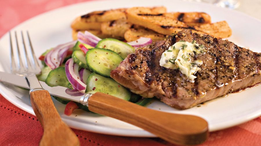 رابع of July Recipes: Strip Steak with Rosemary Butter