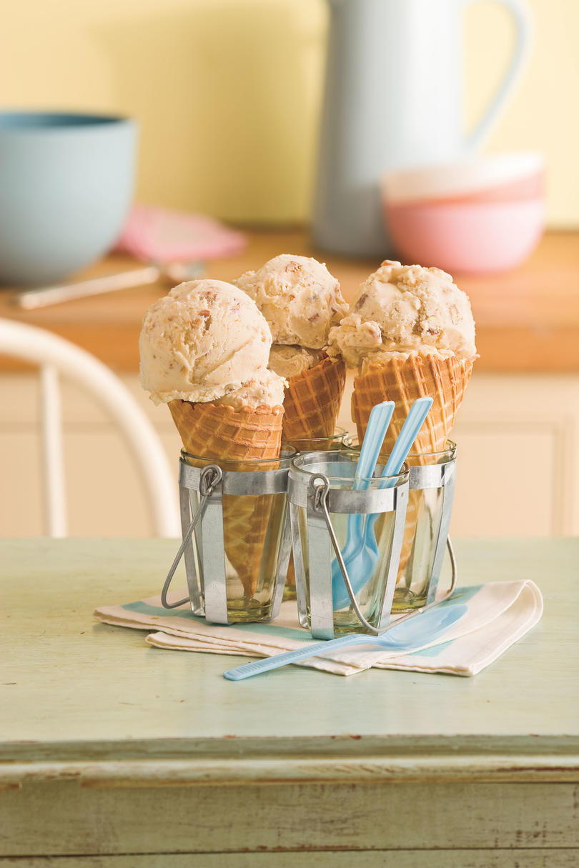 Праскова-и-препечен-орехов Ice Cream Recipe
