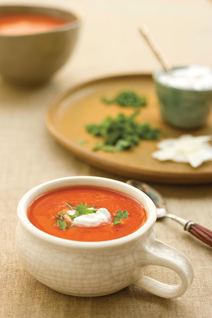 スープ Recipes: Dressed-up Tomato Soup