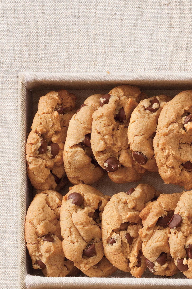 Коледа Cookie Recipes: Flourless Peanut Butter-Chocolate Chip Cookies
