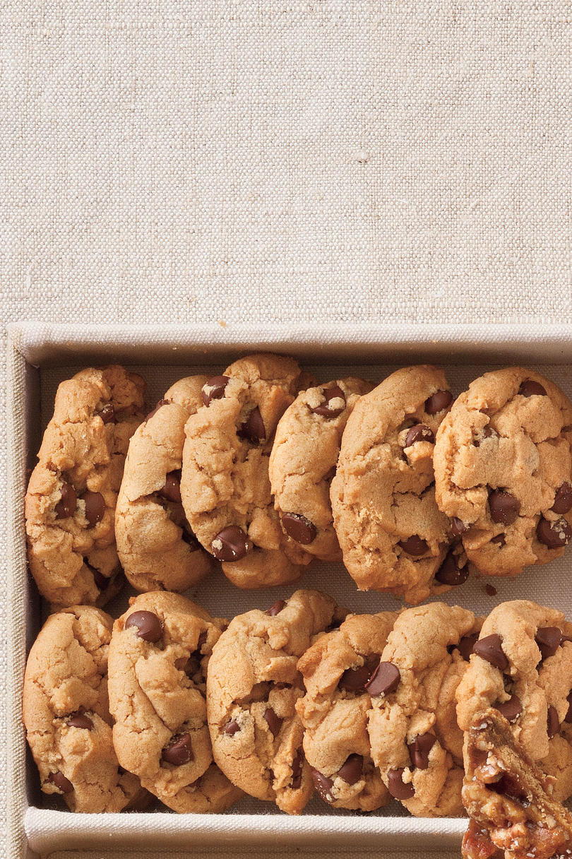 Flourless Peanut Butter-Chocolate Chip Cookies