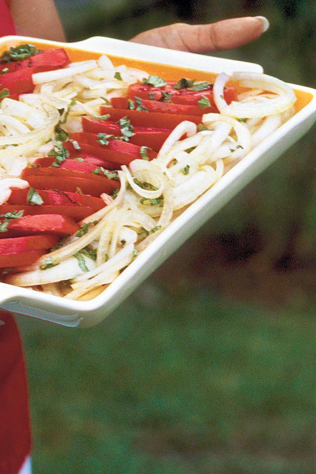 Tomat-og-Løg Salad Recipe