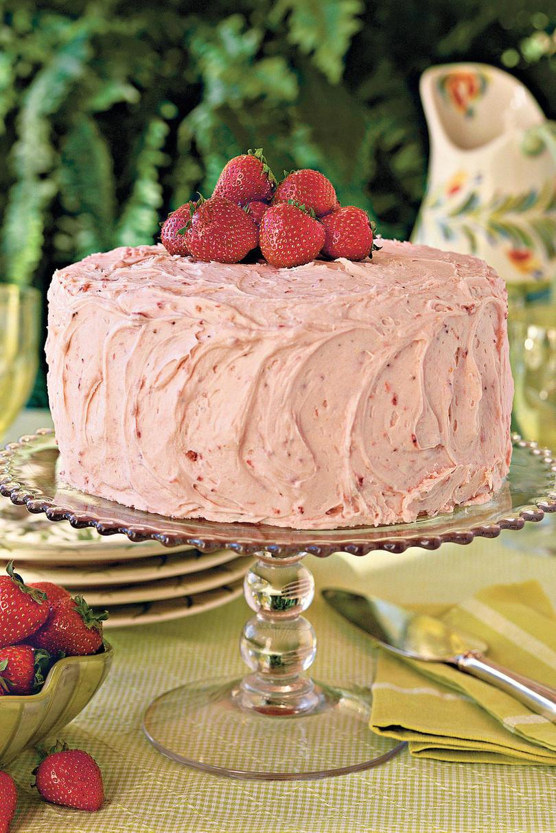 トリプルデッカー Strawberry Cake