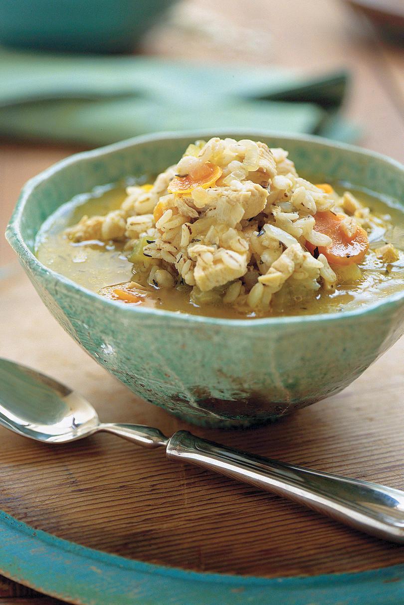 حساء Recipes: Chunky Chicken-Barley Soup