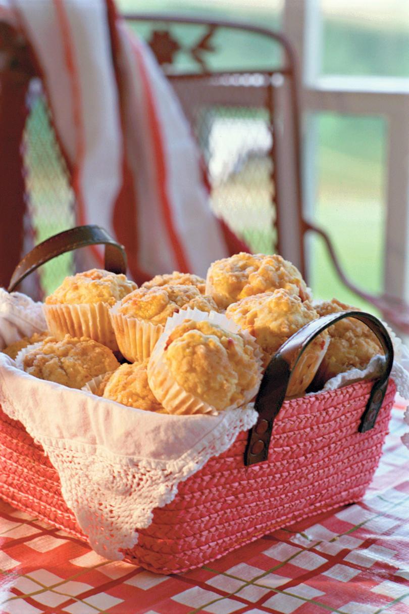 الصيف Peach Recipes: Peach Streusel Muffins
