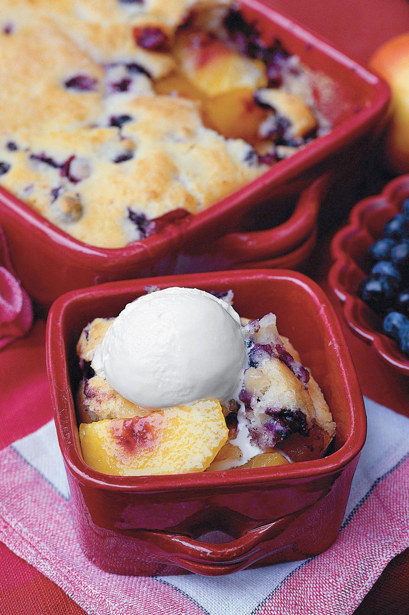 ネクタリン Cobbler With Blueberry Muffin Crust Recipe