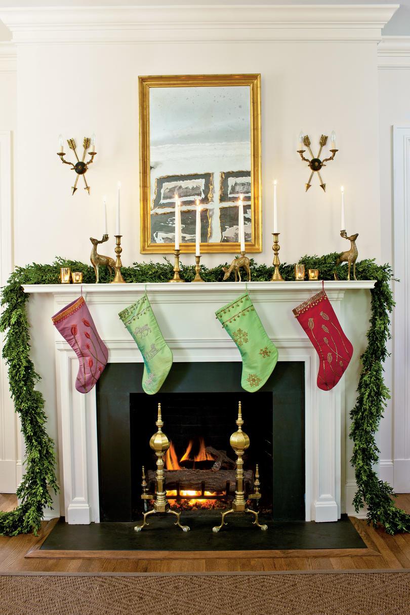 Sarah Tuttle Christmas Fireplace Mantel